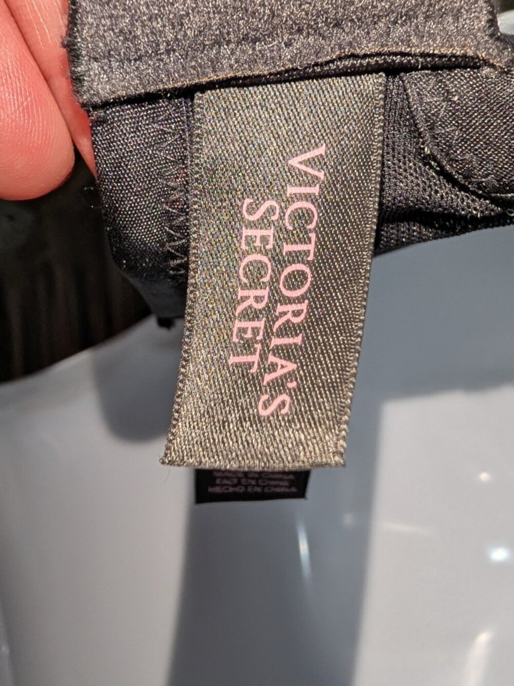 Victoria’s Secret Very Sexy Push Up Bra 32DD Black Nude Lace - Picture 5 of 5